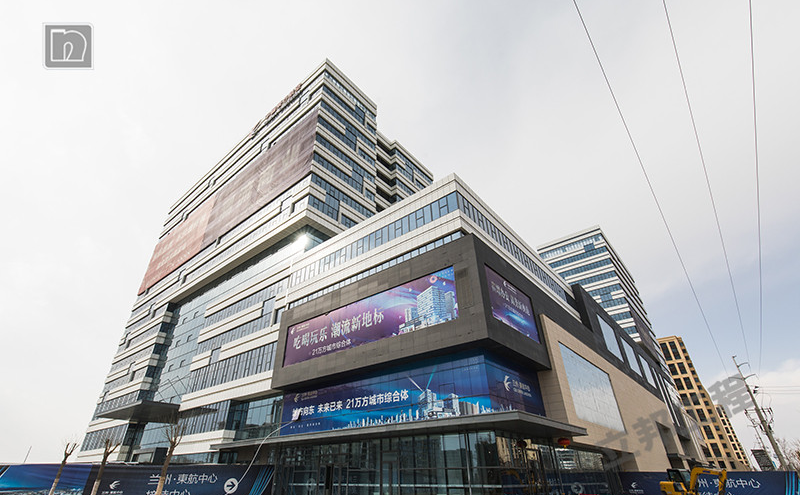 保溫裝飾一體板案例效果圖片【蘭州新區(qū)東航國際廣場】