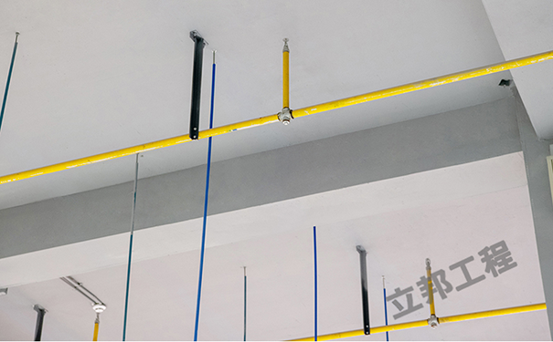 很多工程項(xiàng)目為什么要用無(wú)機(jī)涂料施工?